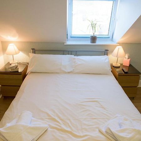 Leonardos Guest House Swansea Kültér fotó
