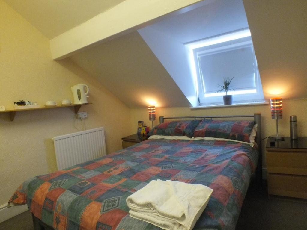 Leonardos Guest House Swansea Szoba fotó