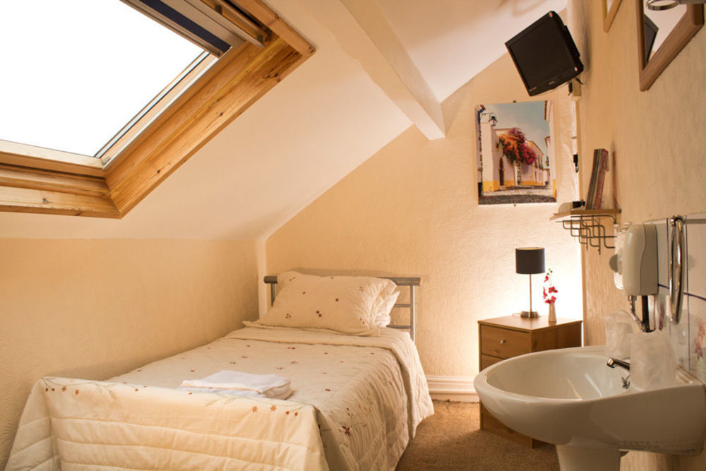 Leonardos Guest House Swansea Kültér fotó