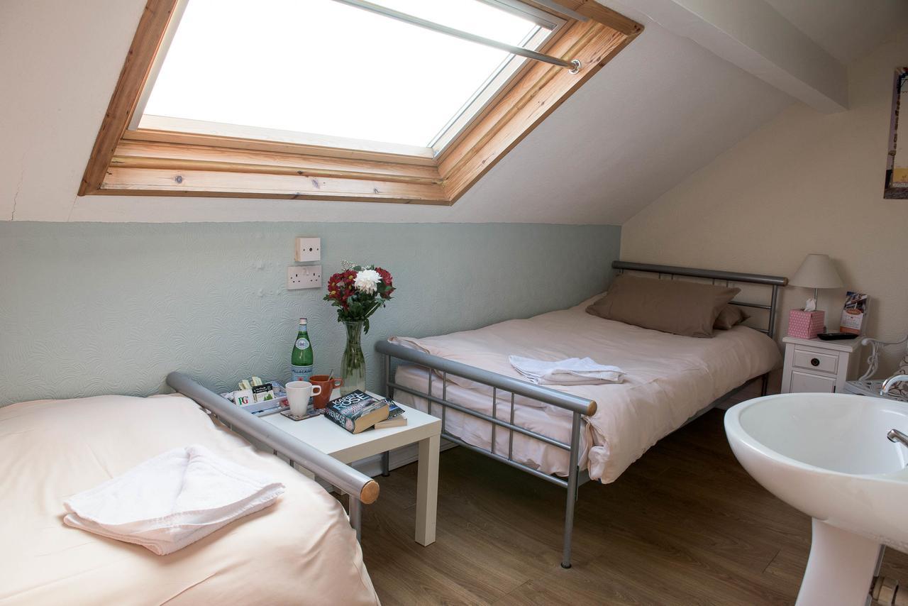 Leonardos Guest House Swansea Kültér fotó