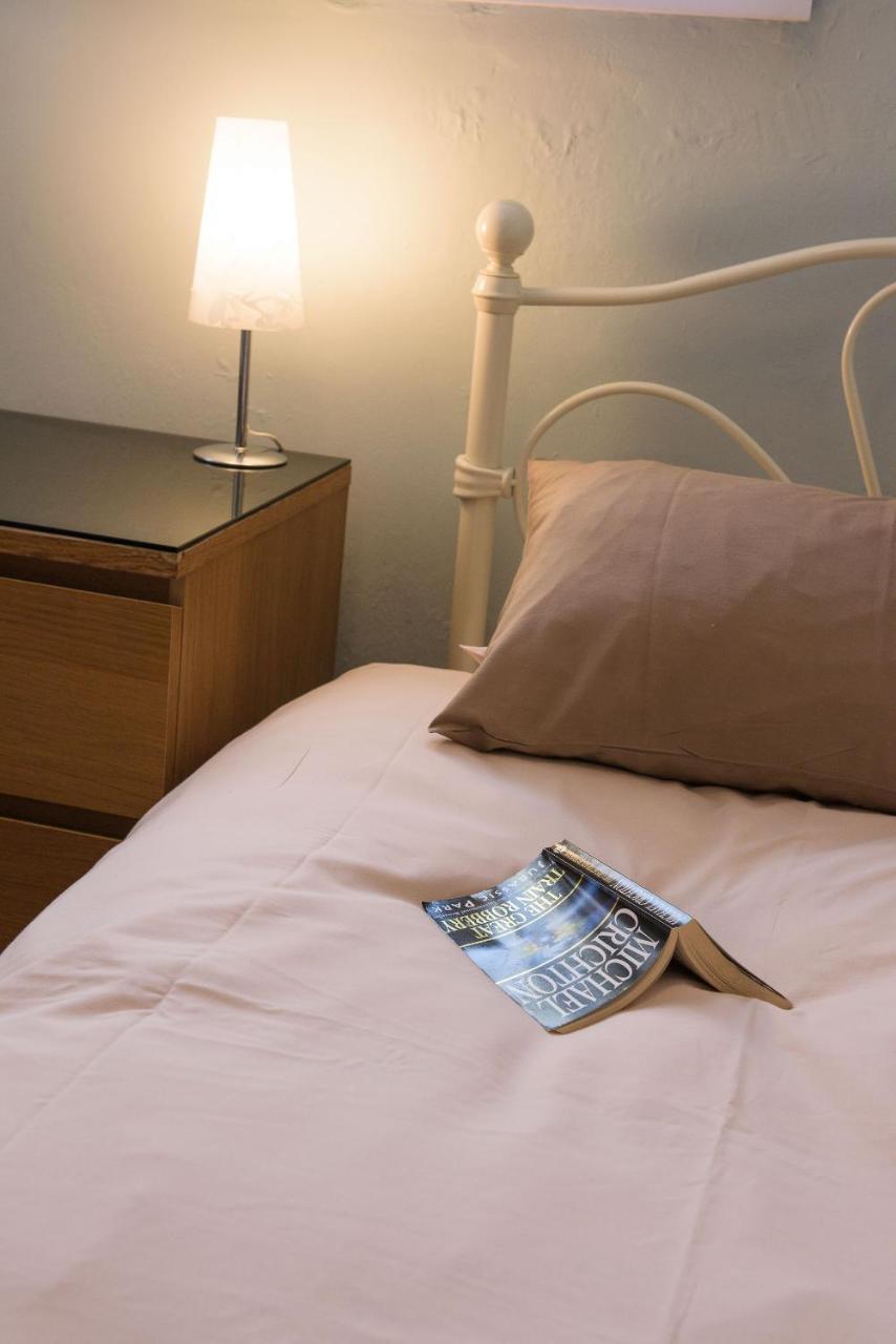 Leonardos Guest House Swansea Kültér fotó