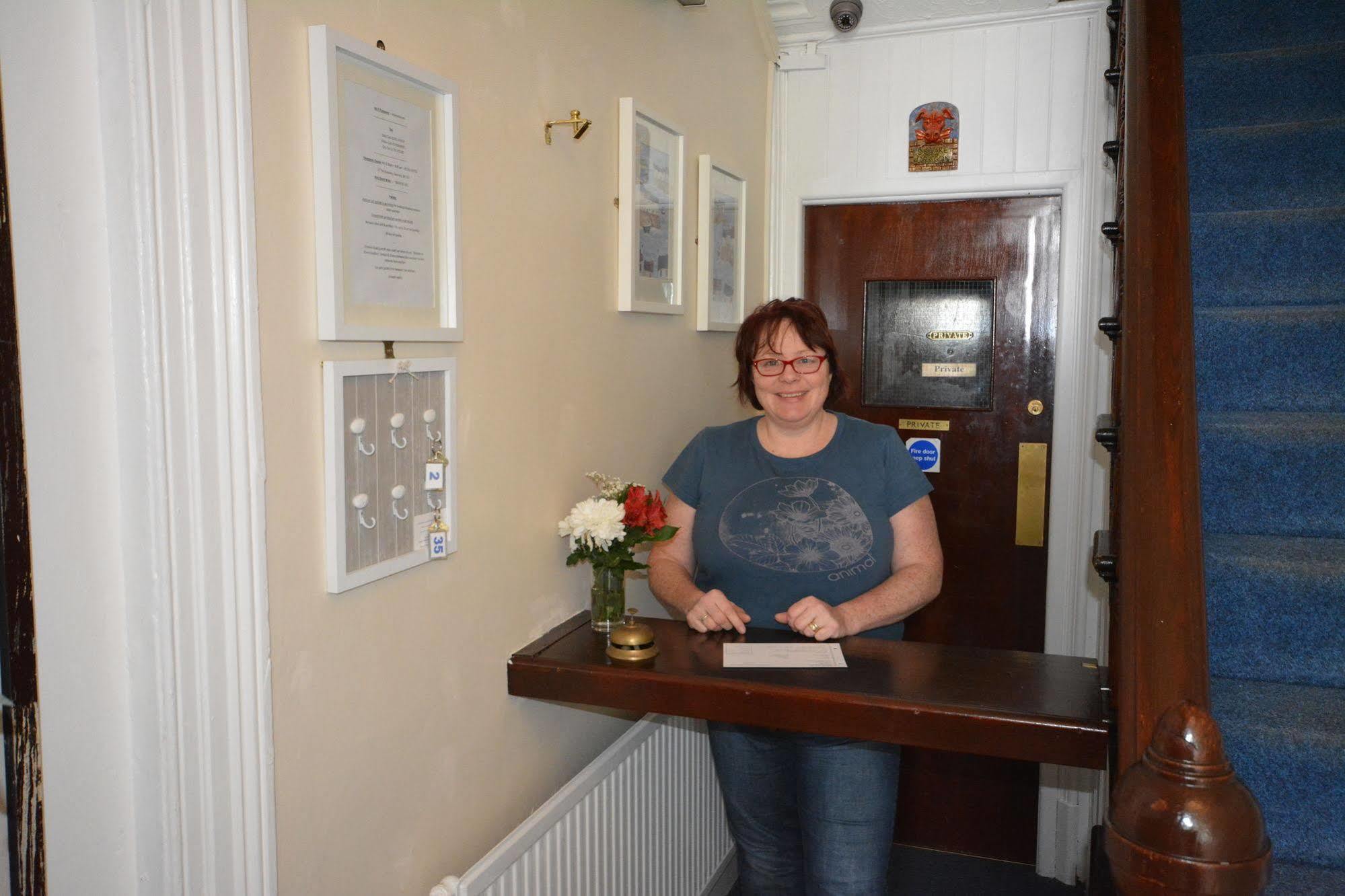 Leonardos Guest House Swansea Kültér fotó